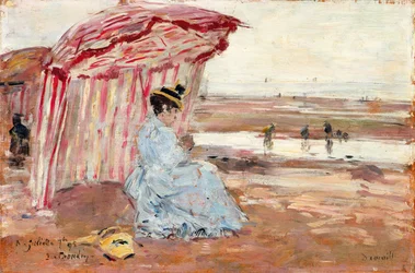 Frau unter Strandsonnenschirm